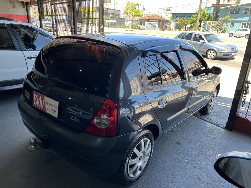 CLIO 1.0 EXPRESSION 16V GASOLINA 4P MANUAL - 2005 - CAXIAS DO SUL