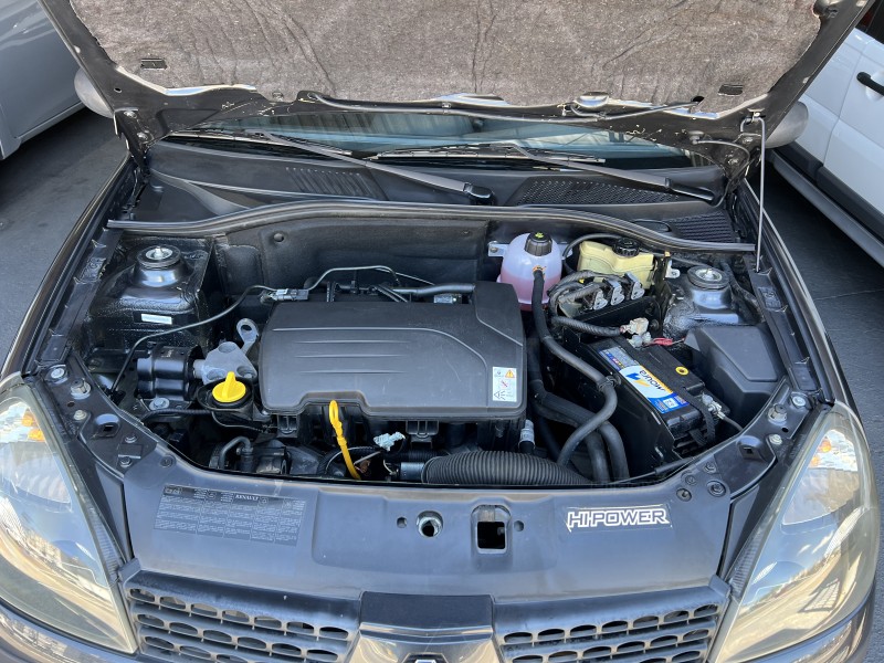 CLIO 1.0 EXPRESSION 16V GASOLINA 4P MANUAL - 2005 - CAXIAS DO SUL