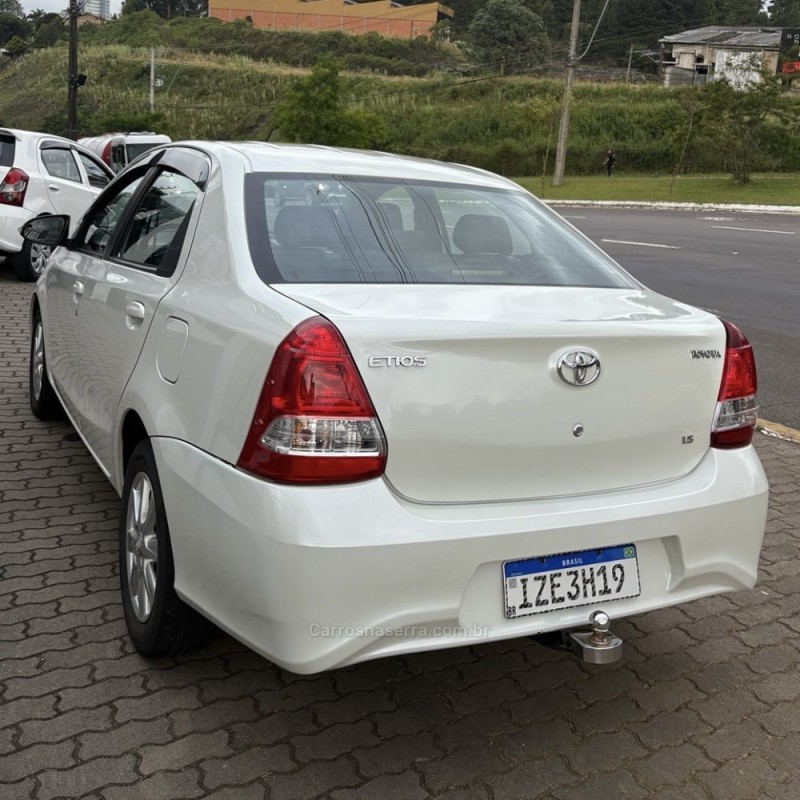 ETIOS 1.5 X PLUS 16V FLEX 4P MANUAL - 2020 - CAXIAS DO SUL