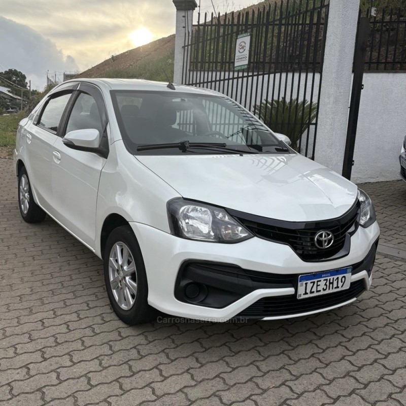 ETIOS 1.5 X PLUS 16V FLEX 4P MANUAL - 2020 - CAXIAS DO SUL