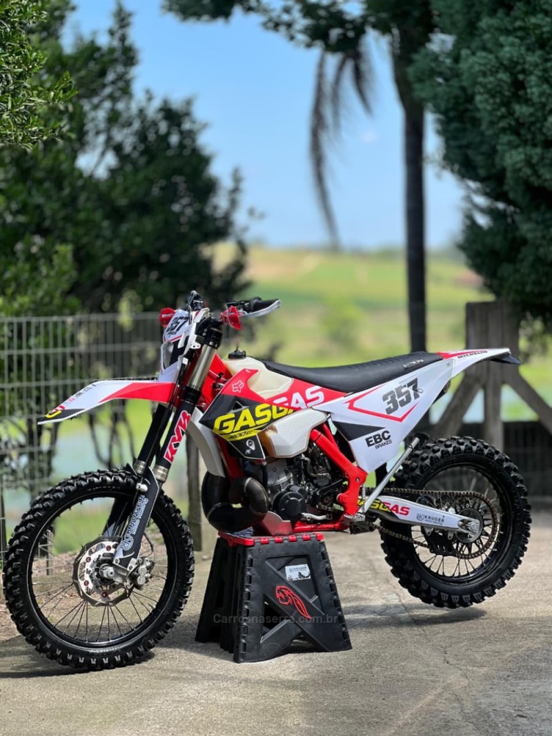 EC 300 ENDUCROSS - 2019 - CAXIAS DO SUL