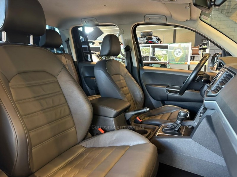 AMAROK 2.0 HIGHLINE 4X4 CD 16V TURBO INTERCOOLER DIESEL 4P AUTOMÁTICO - 2018 - CAXIAS DO SUL