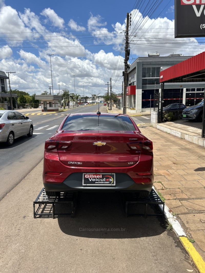 ONIX 1.0 LTZ 12V TURBO FLEX 4P AUTOMÁTICO - 2024 - CARAZINHO