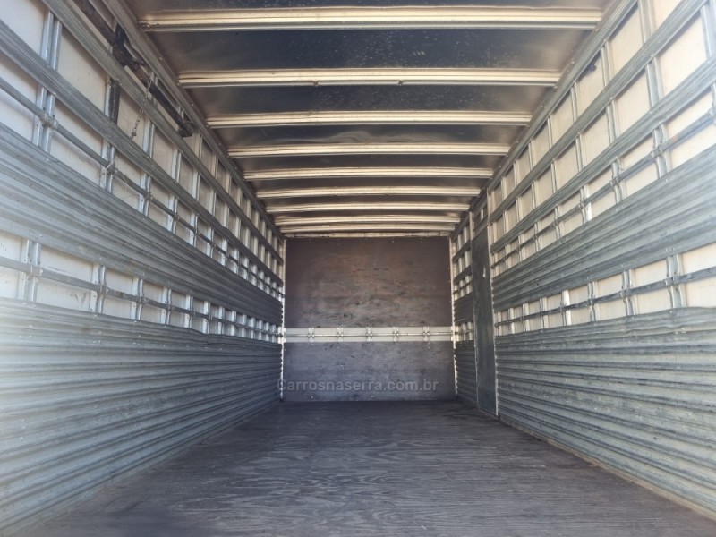 CARGO 816 E TURBO - 2015 - PORTãO