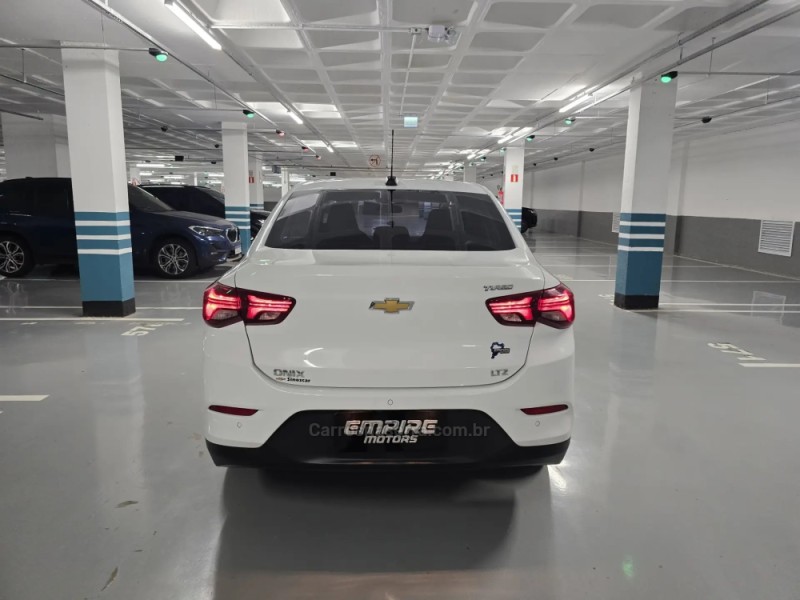 ONIX 1.0	LT PLUS 8V TURBO FLEX 4P AUTOMÁTICO - 2023 - PORTO ALEGRE