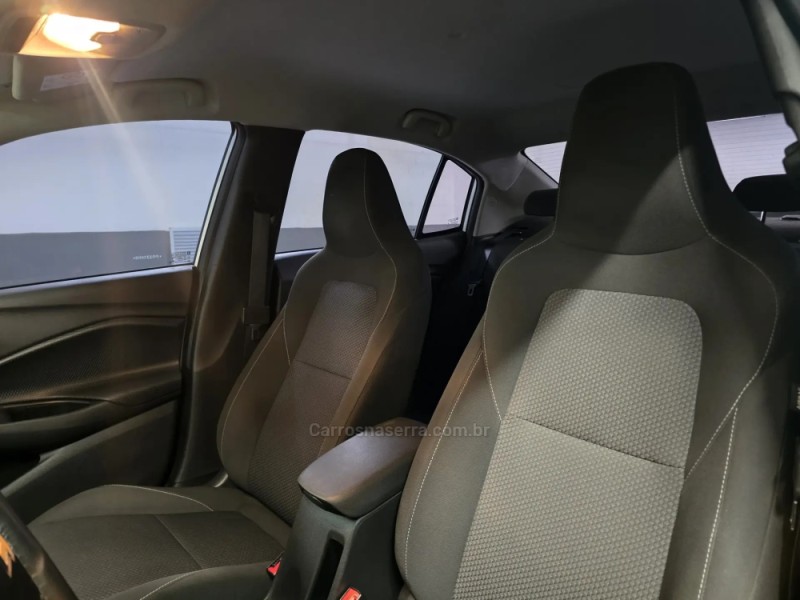 ONIX 1.0	LT PLUS 8V TURBO FLEX 4P AUTOMÁTICO - 2023 - PORTO ALEGRE