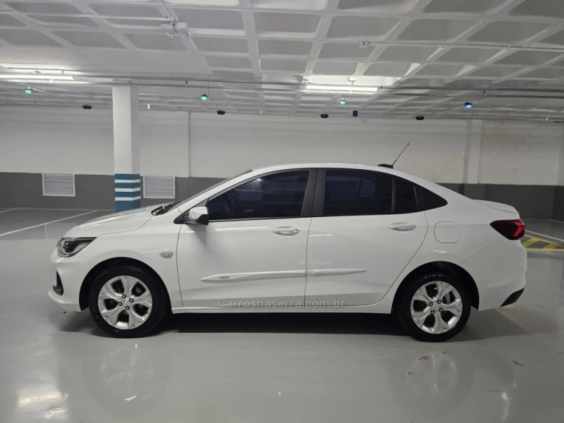 ONIX 1.0	LT PLUS 8V TURBO FLEX 4P AUTOMÁTICO - 2023 - PORTO ALEGRE