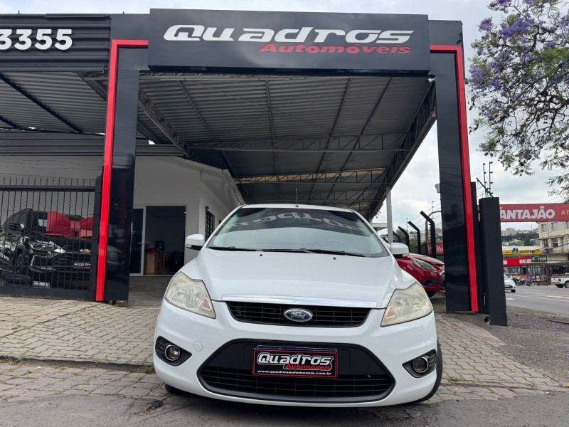 FOCUS 2.0 SEDAN 16V GASOLINA 4P MANUAL - 2009 - CAXIAS DO SUL
