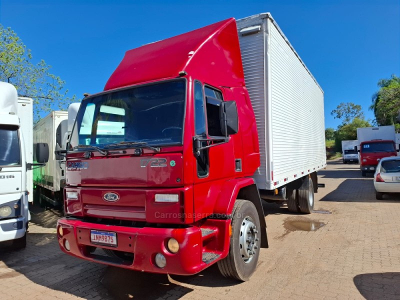 cargo 1722 e turbo 2006 portao