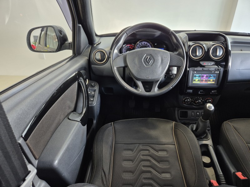 DUSTER 1.6 DYNAMIQUE 4X2 16V FLEX 4P MANUAL - 2016 - BENTO GONçALVES