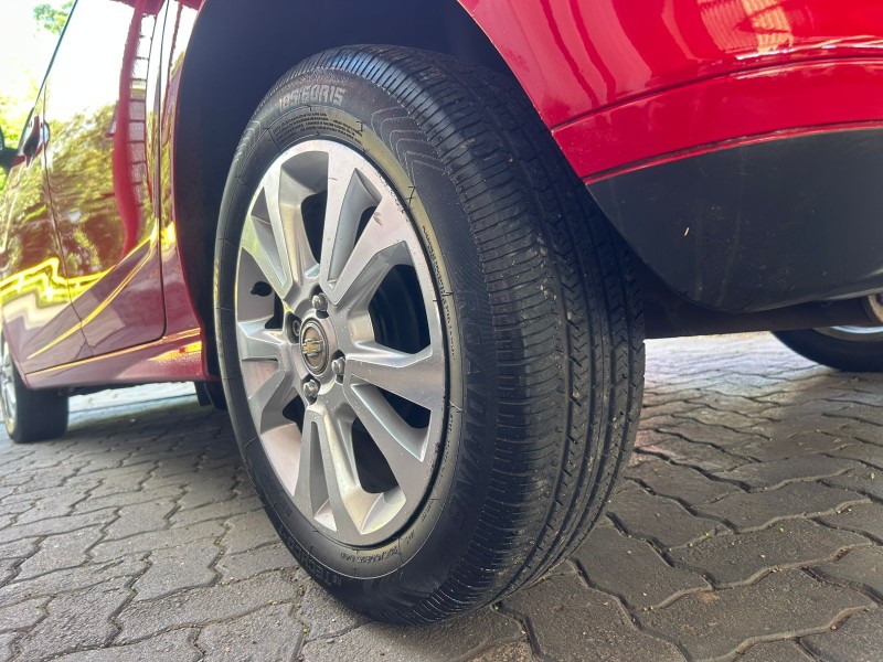 ONIX 1.0 LT 12V FLEX 4P MANUAL - 2014 - TRêS COROAS