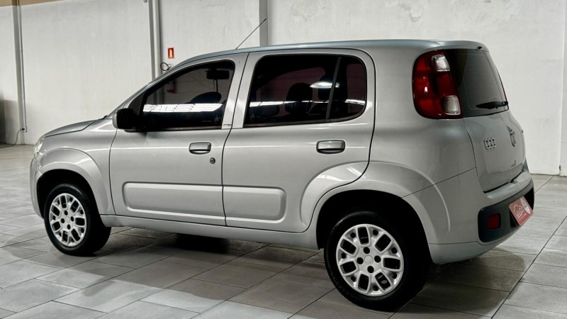 UNO 1.0 VIVACE 8V FLEX 4P MANUAL - 2014 - ESTâNCIA VELHA