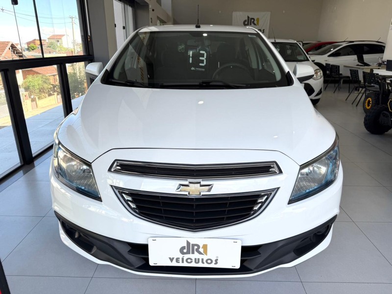 ONIX 1.4 MPFI LT 8V FLEX 4P MANUAL - 2013 - CAXIAS DO SUL