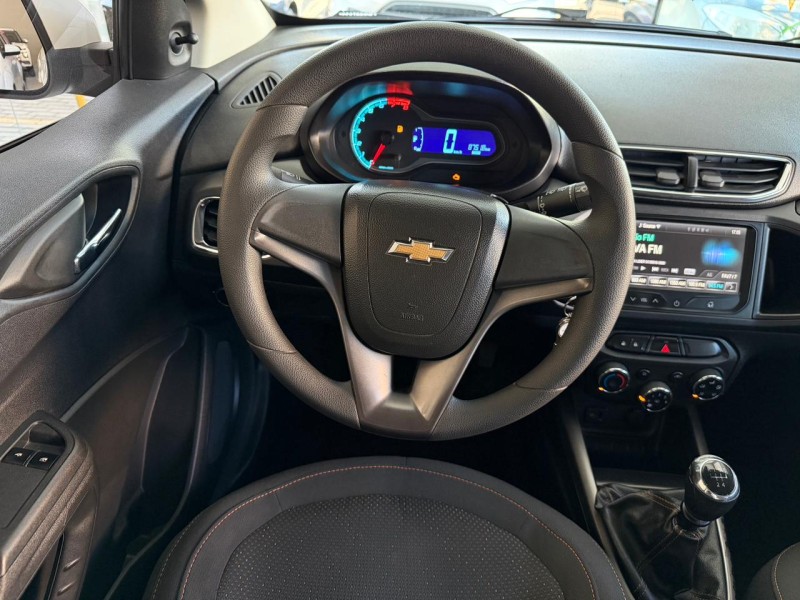 ONIX 1.4 MPFI LT 8V FLEX 4P MANUAL - 2013 - CAXIAS DO SUL