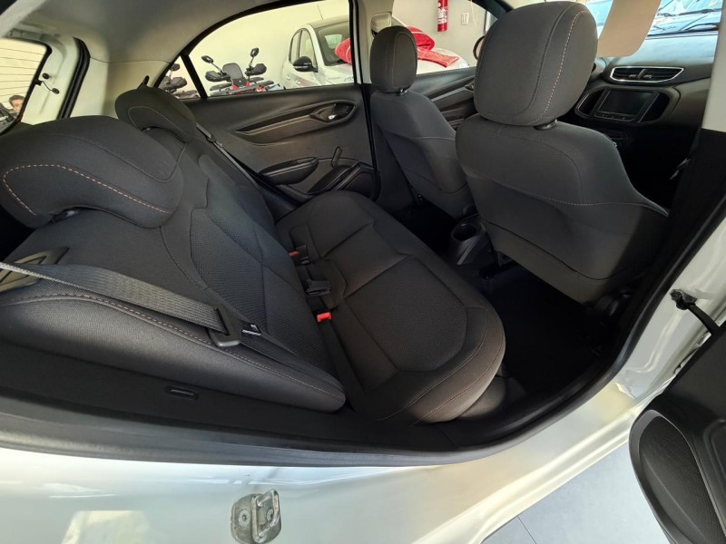 ONIX 1.4 MPFI LT 8V FLEX 4P MANUAL - 2013 - CAXIAS DO SUL