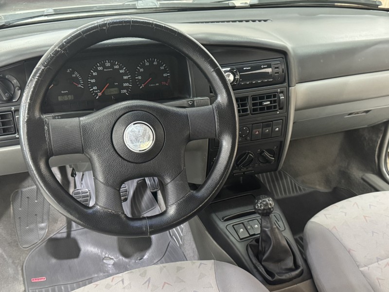 SANTANA 1.8 MI 8V GASOLINA 4P MANUAL - 2000 - CAXIAS DO SUL