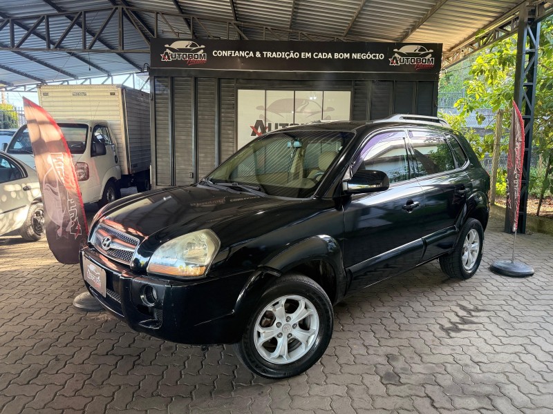 tucson 2.0 mpfi gls 16v 143cv 2wd gasolina 4p automatico 2010 caxias do sul