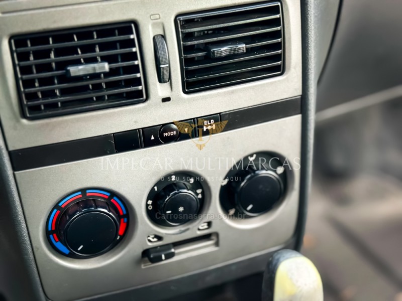 IDEA 1.8 MPI ADVENTURE LOCKER 8V FLEX 4P MANUAL - 2010 - NOVO HAMBURGO