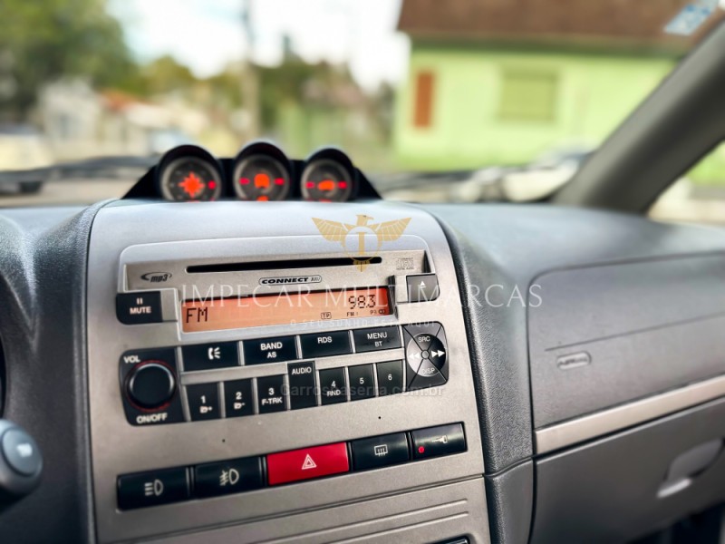 IDEA 1.8 MPI ADVENTURE LOCKER 8V FLEX 4P MANUAL - 2010 - NOVO HAMBURGO