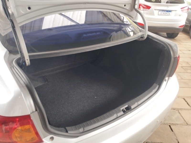 COROLLA 2.0 XEI 16V FLEX 4P AUTOMÁTICO - 2011 - VERANóPOLIS