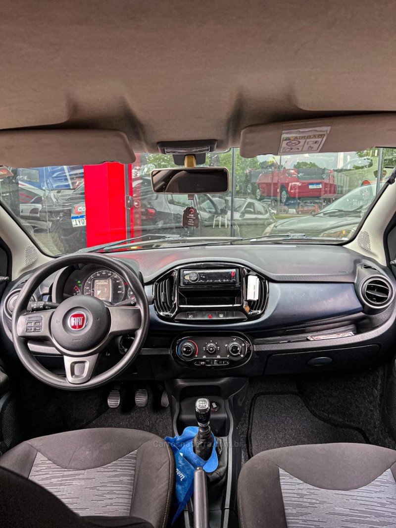 UNO 1.0 EVO ATTRACTIVE 8V FLEX 4P MANUAL - 2016 - CANELA