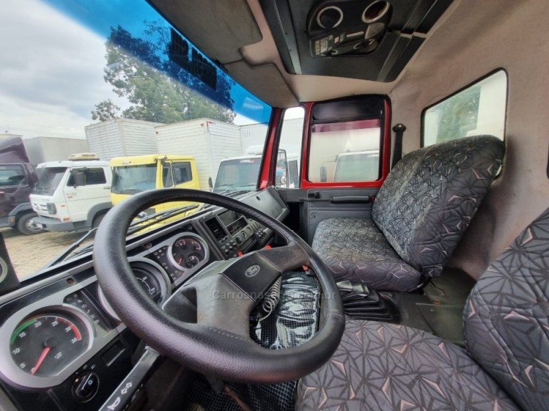 CARGO 1317 E T 2 EIXOS - 2007 - PORTãO