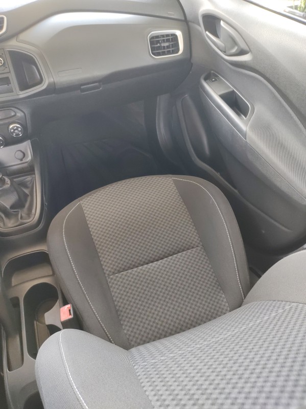 ONIX 1.0 MPFI LT 8V FLEX 4P MANUAL - 2017 - VALE REAL