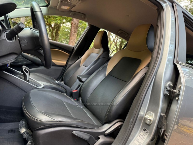 ONIX 1.0 PREMIER II 12V TURBO FLEX 4P AUTOMÁTICO - 2024 - DOIS IRMãOS