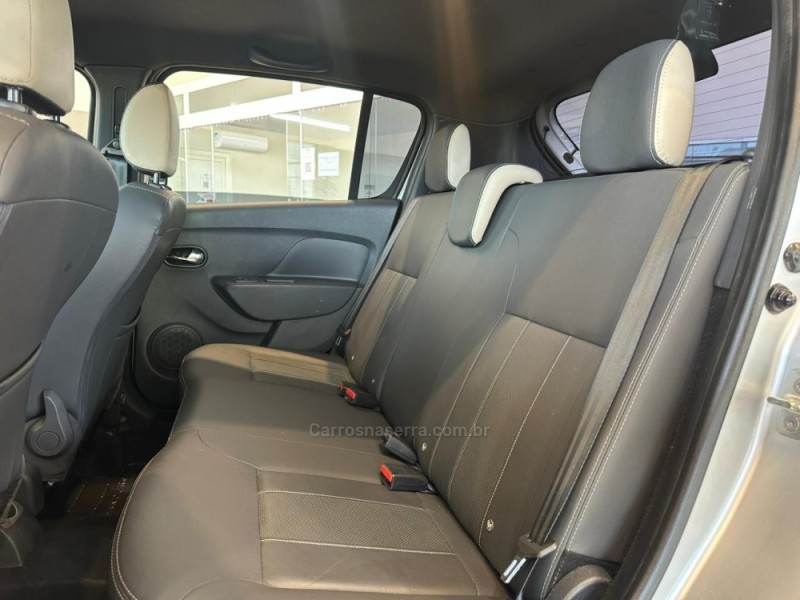 SANDERO 1.6 STEPWAY 16V FLEX 4P AUTOMÁTICO - 2020 - VACARIA