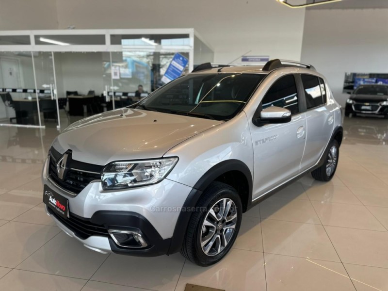 sandero 1.6 stepway 16v flex 4p automatico 2020 vacaria
