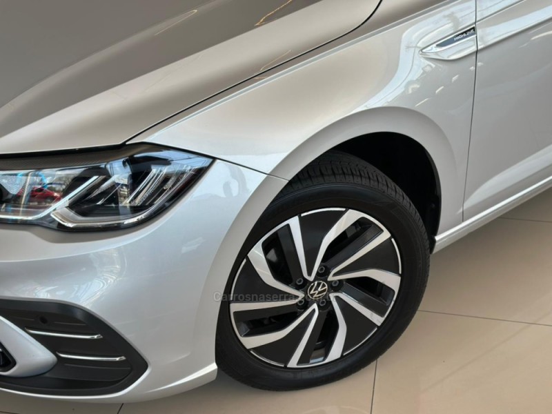 POLO 1.0 170 TSI 12V HIGHLINE FLEX 4P AUTOMÁTICO - 2023 - VACARIA