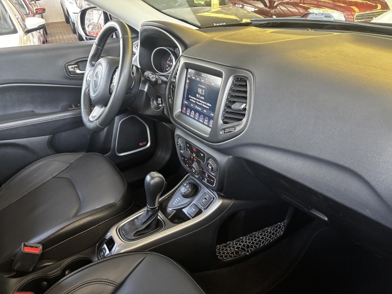 COMPASS 2.0 16V DIESEL LONGITUDE 4X4 AUTOMÁTICO - 2020 - FARROUPILHA