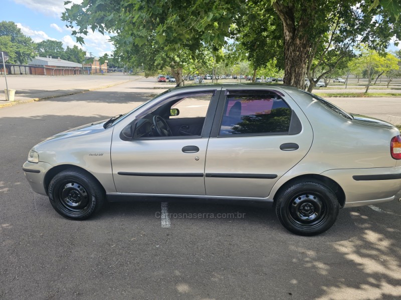 SIENA 1.3 MPI FIRE ELX 16V GASOLINA 4P MANUAL - 2002 - BENTO GONçALVES