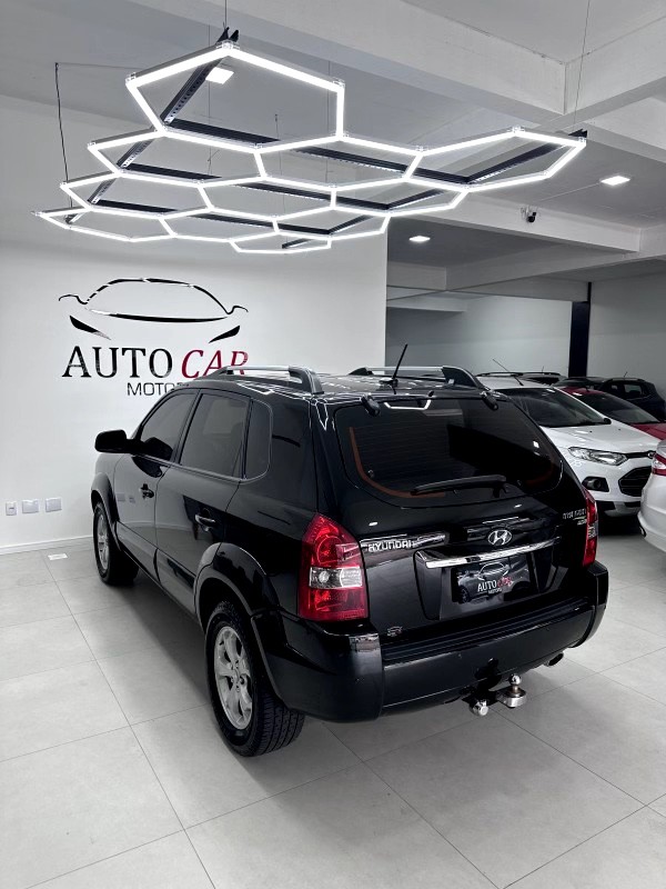 TUCSON 2.0 MPFI GLS TOP 16V 143CV 2WD FLEX 4P AUTOMÁTICO - 2015 - CAXIAS DO SUL