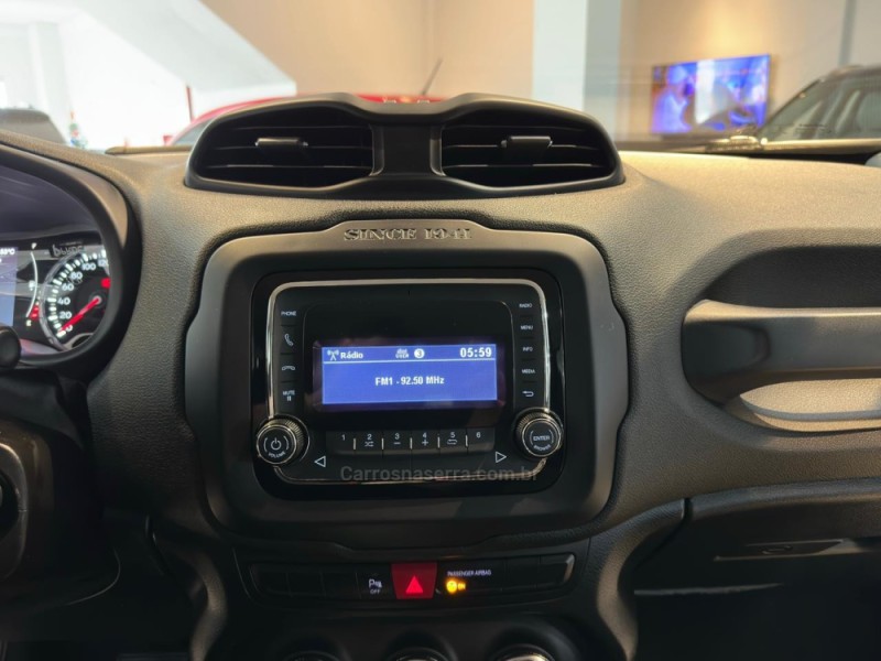 RENEGADE 1.8 16V FLEX 75 ANOS 4P AUTOMÁTICO - 2016 - CAXIAS DO SUL