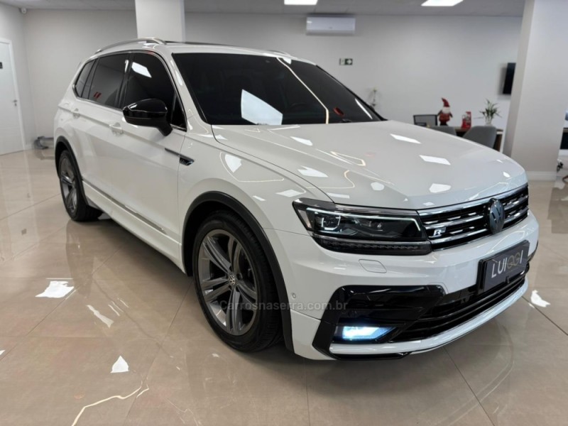 TIGUAN 2.0 ALLSPACE R-LINE 350 TSI 4X4 GASOLINA 4P - 2018 - CARLOS BARBOSA