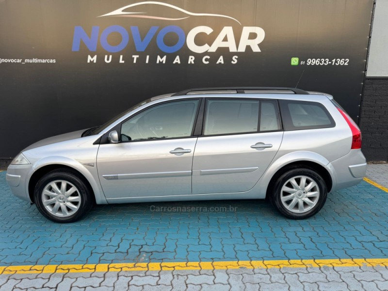 MÉGANE 1.6 DYNAMIQUE GRAND TOUR 16V FLEX 4P MANUAL - 2011 - ESTâNCIA VELHA