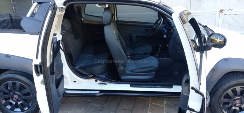 STRADA 1.8 MPI ADVENTURE LOCKER CD 16V FLEX 3P MANUAL - 2015 - CAXIAS DO SUL