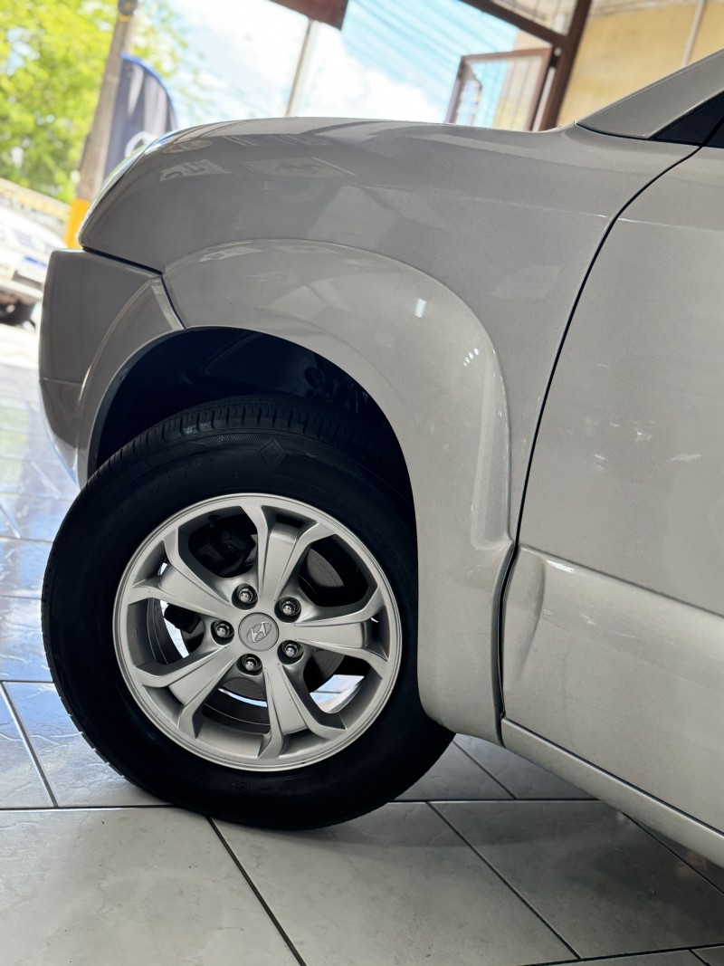 TUCSON 2.0 MPFI GLS 16V 143CV 2WD GASOLINA 4P AUTOMÁTICO - 2013 - CAXIAS DO SUL
