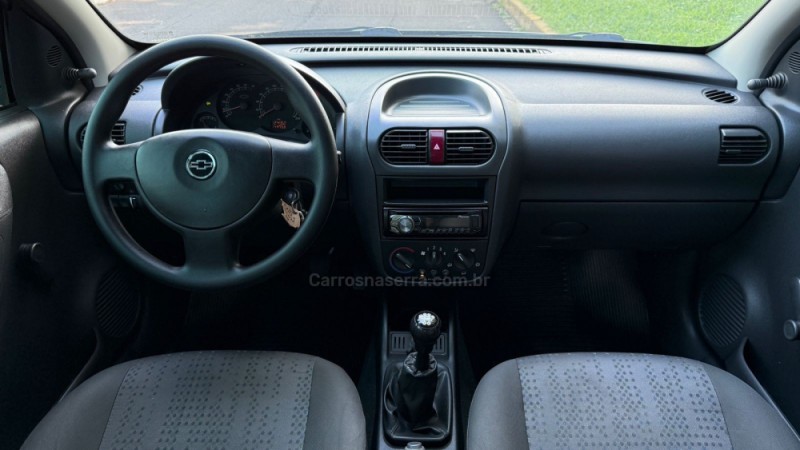 CORSA 1.4 MPFI MAXX 8V FLEX 4P MANUAL - 2009 - DOIS IRMãOS