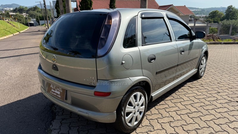 CORSA 1.4 MPFI MAXX 8V FLEX 4P MANUAL - 2009 - DOIS IRMãOS