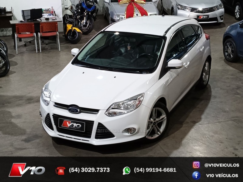 FOCUS 2.0 SE HATCH 16V FLEX 4P AUTO - 2014 - CAXIAS DO SUL