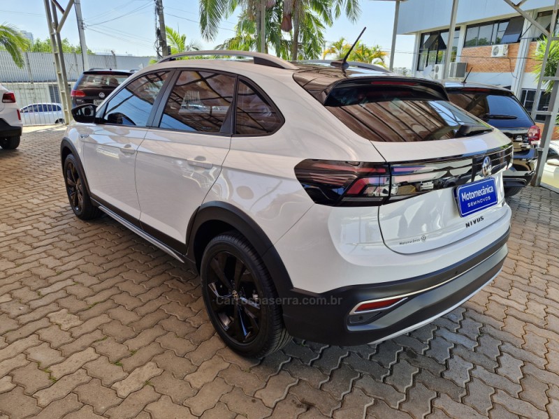 NIVUS 1.0 TSI HIGHLINE FLEX 4P AUTOMÁTICO - 2021 - LAJEADO