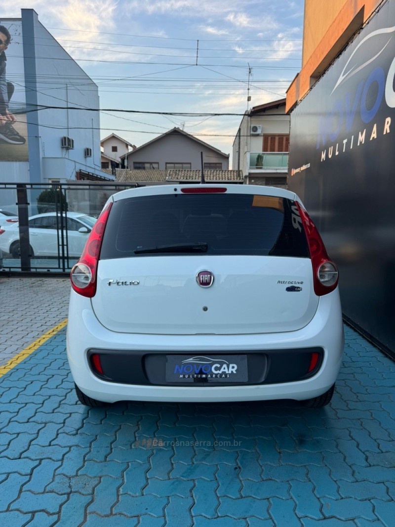 PALIO 1.0 MPI ATTRACTIVE 8V FLEX 4P MANUAL - 2014 - ESTâNCIA VELHA