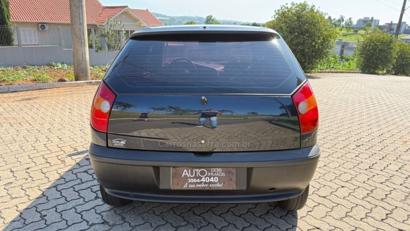 PALIO 1.0 MPI YOUNG 8V GASOLINA 2P MANUAL - 2001 - DOIS IRMãOS