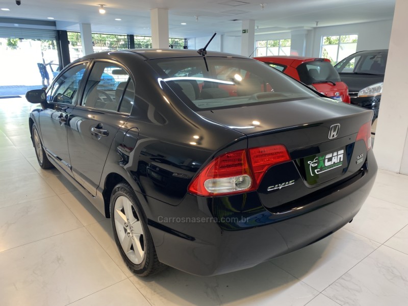 CIVIC 1.8 LXS 16V GASOLINA 4P AUTOMÁTICO - 2010 - BENTO GONçALVES