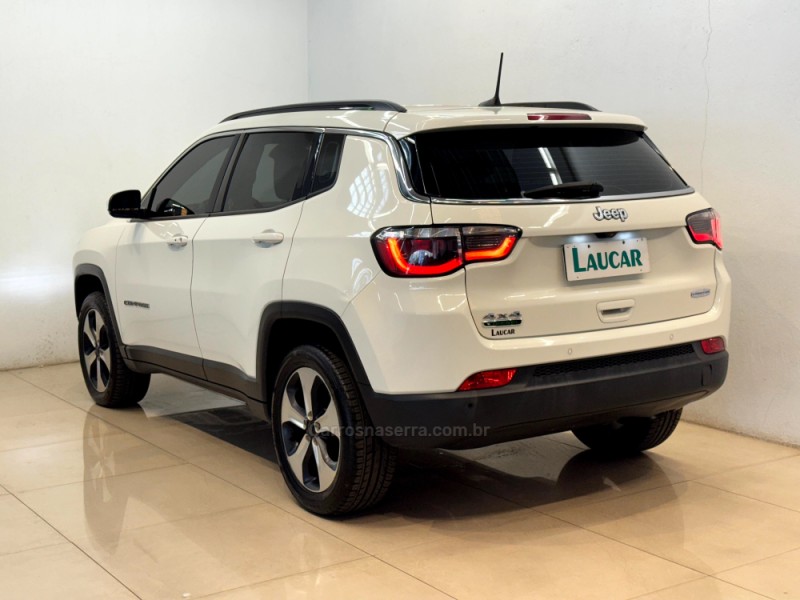 COMPASS 2.0 16V DIESEL LONGITUDE 4X4 AUTOMÁTICO - 2018 - CASCA