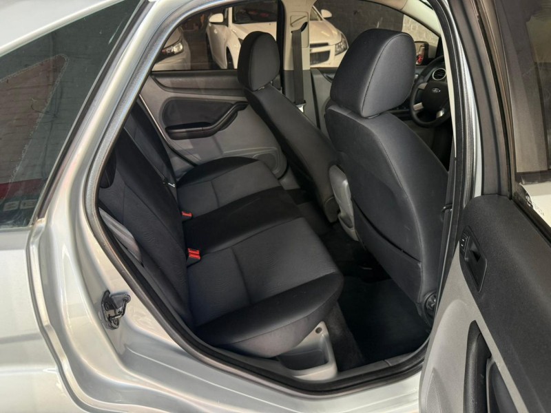 FOCUS 2.0 GLX 16V GASOLINA 4P AUTOMÁTICO - 2012 - CAXIAS DO SUL