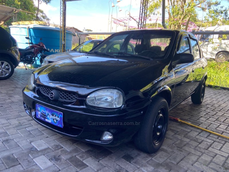 classic 1.0 mpfi vhc super 8v gasolina 4p manual 2005 canela