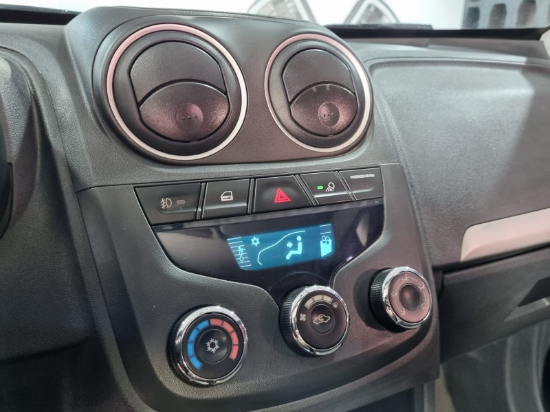 MONTANA 1.4 MPFI COMBO CS 8V ECONO FLEX 2P MANUAL - 2016 - TEUTôNIA